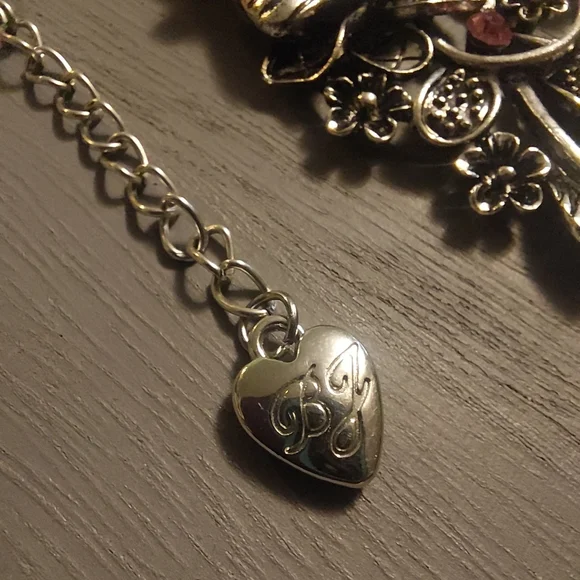 Betsey Johnson Silvertone Floral Multi Color Rhinestone Necklace 18" - Picture 8 of 17